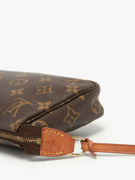 Mini-sac D'occasion Louis Vuitton Pouch Monogrammé Brand connection Marron louis vuitton AAZ0834 vue secondaire 3